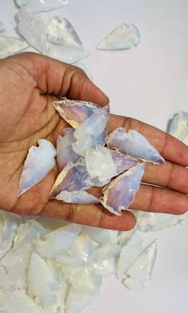 2 inches Opalite Arrowhead Handcrafted points 2 inches Opalite Arrowhead Handcrafted points